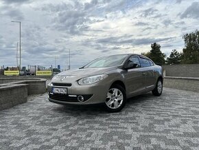 Renault Fluence 1.6 benzín 146 xxx km