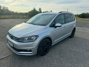 NEW Volkswagen Touran 1.5 TSI  Comfortline DSG- 2023-10900km