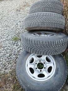 235/75 R15 zimný komplet 6x139,7 - 1