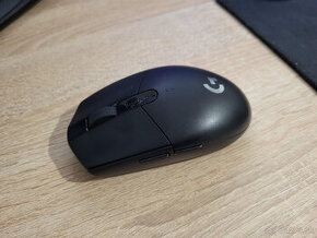 Logitech G305