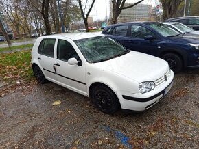 GOLF IV 1.4 55Kw rok v.2001 BRATISLAVA