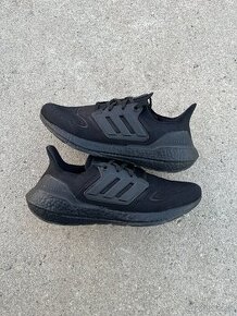 Adidas Ultraboost 22 - Veľ. 43