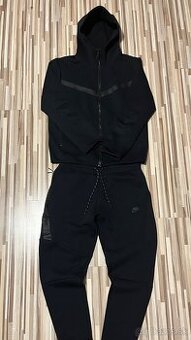 Nike tech fleece súprava