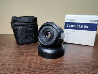 Sigma 30mm f/2.8 ART pre Sony e-mount