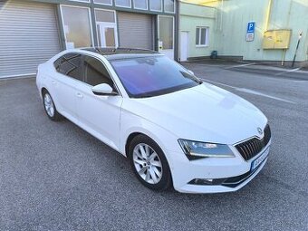 Škoda Superb 2.0Tdi 140kw DSG - Webasto/tažné/DCC....