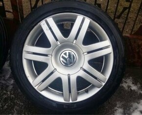 Stredove krytky Passat B5,5