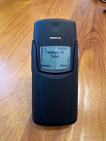 Nokia 8910