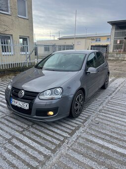 Predám Volkswagen  Golf 5