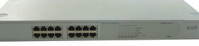 16 portovy 3COM RACK Switch 10/100