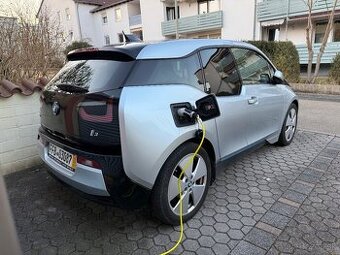 BMW i3 60 AH REX FULL výbava Strešné Okno