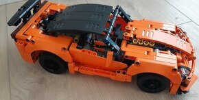 LEGO Technic 42093 Chevrolet Corvette ZR1 - 1