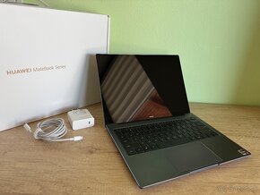 HUAWEI MateBook 14 s dotykovým displejom