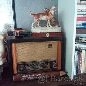 Radio Tesla Popular 521 A