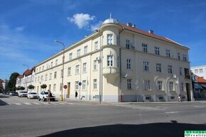 Na predaj jedinečný 4 izbový byt v centre mesta Trnava - 1