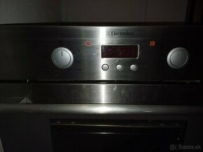 Electrolux EOB 53101 X vstavaná rúra