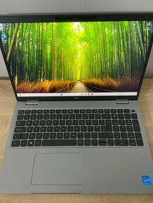 DELL Latitude 5520 i5/16GB/500GB - 1