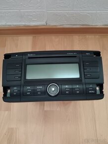 Predam autoraradio Skoda Stream mp3