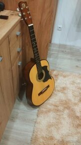 Akustická gitara