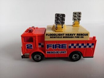 MATCHBOX - MACK AUXILIARI POWER TRUCK - POZRI DETAILNÉ FOTO