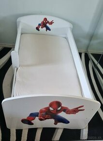 Posteľ s motívom Spiderman 140 x 70cm - 1