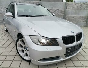 BMW RAD 3 330xDrive Touring E91 A/T - 1