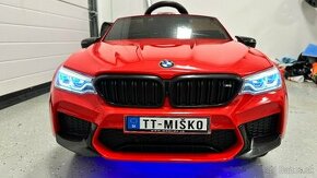 Elektrické autíčko BMW M5 lakované červené - 1