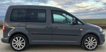 Volkswagen Caddy Roncalli 2.0 TDI CR, 103 kW, 2012, serviska