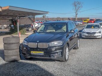 BMW X5 xDrive40d 230 KW ČR 1. MAJ. PO SERVISU FULL