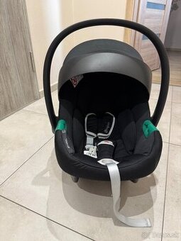 Cybex Aton B2 + isofix základňa