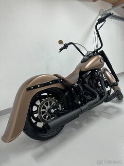 Harley Davidson Softail Heritage 1450 - Custom Chicano