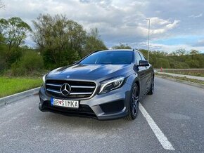 Mercedes-Benz GLA 200 d - 1