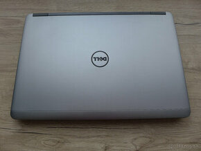 Notebook Dell  512 SSD, 8 GB RAM, Intel i7 procesor