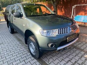 MITSUBISHI L200 2.5 DI-D  4WD ROK-2014 - 1