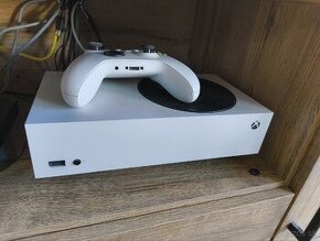 Xbox Series S + externy disk 700GB - 1