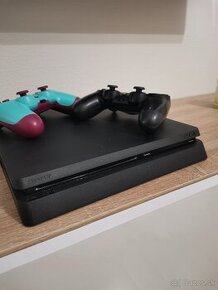 Playstation 4 Slim