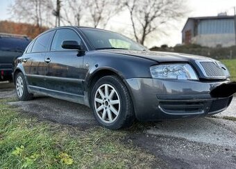 Rozpredám na ND Škoda Superb 2,5tdi automat