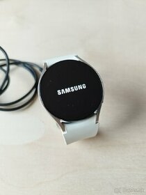 Samsung Galaxy Watch 6 40mm výstavný kus - 1
