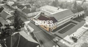 BEDES | Komerčný objekt s obytným priestorom priamo na námes - 1