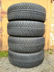 235/55R19 Michelin