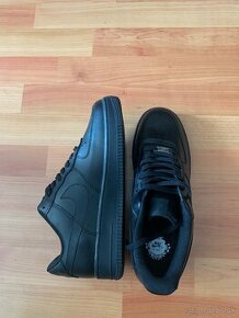 Nike AIR Force 1 veľkosť EU 43