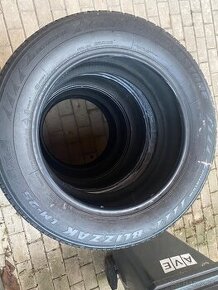 Zimne pneumatiky 235/60 R18