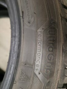 GoodYear 100V ULTRA GRIP PERFORMANCE + 235/50 R17