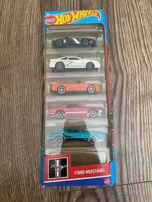 Predám Hot Wheels 5 pack Mustang