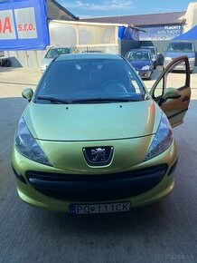 Peugeot 207, 1,4 HDI, sezonne kolesa s pneu.