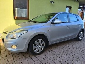 Hyundai i30 1,4 benzín po velkom servise