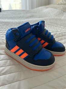 Jesenna obuv adidas c. 25