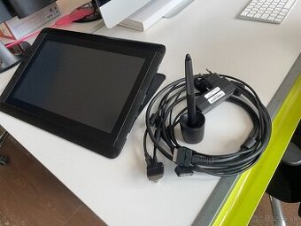 Grafický tablet Wacom LCD Cintiq 13HD + Creative Pen