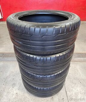 225/45 R17 Dunlop Sport Maxx