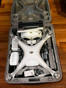 DJI Phantom 4