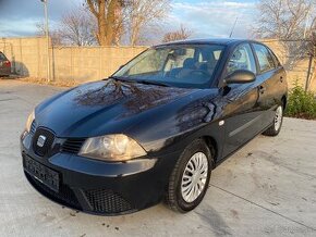 Seat Ibiza 1,2 benz. Rok.2008